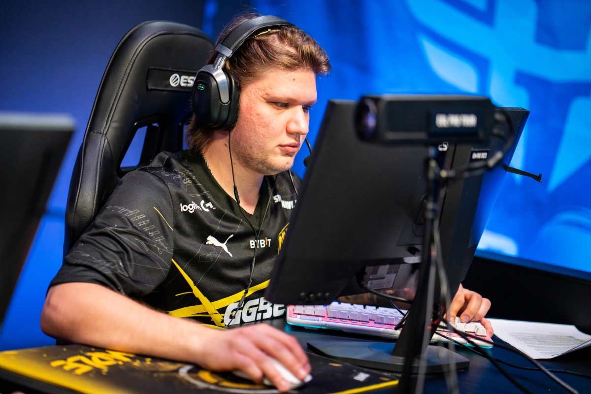 Glasine: s1mple napušta NaVi, menja ga w0nderful